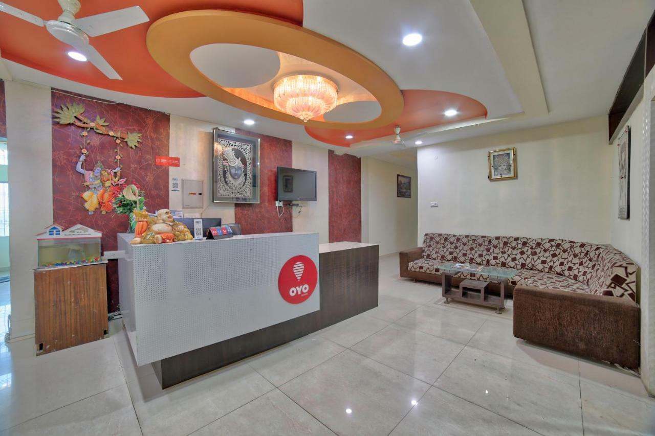 Oyo 35538 Hotel Risha Chandrapur Екстериор снимка