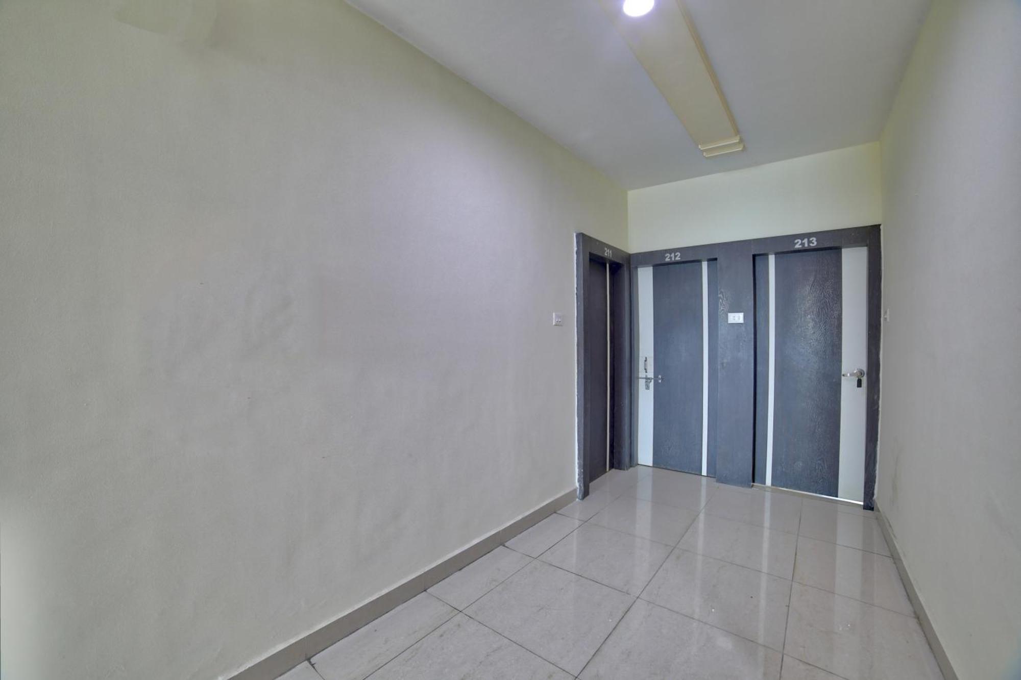 Oyo 35538 Hotel Risha Chandrapur Екстериор снимка