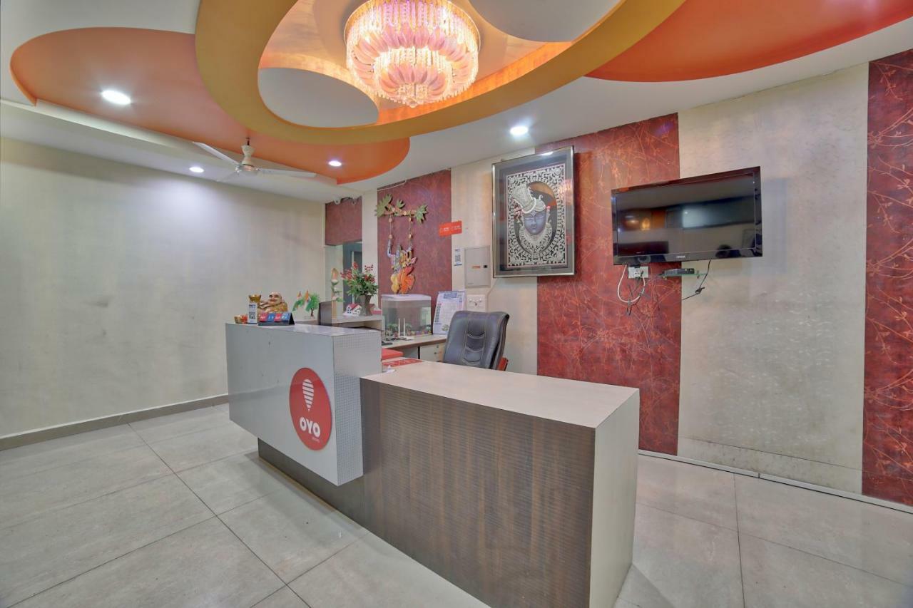 Oyo 35538 Hotel Risha Chandrapur Екстериор снимка