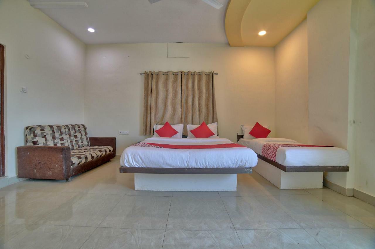 Oyo 35538 Hotel Risha Chandrapur Екстериор снимка