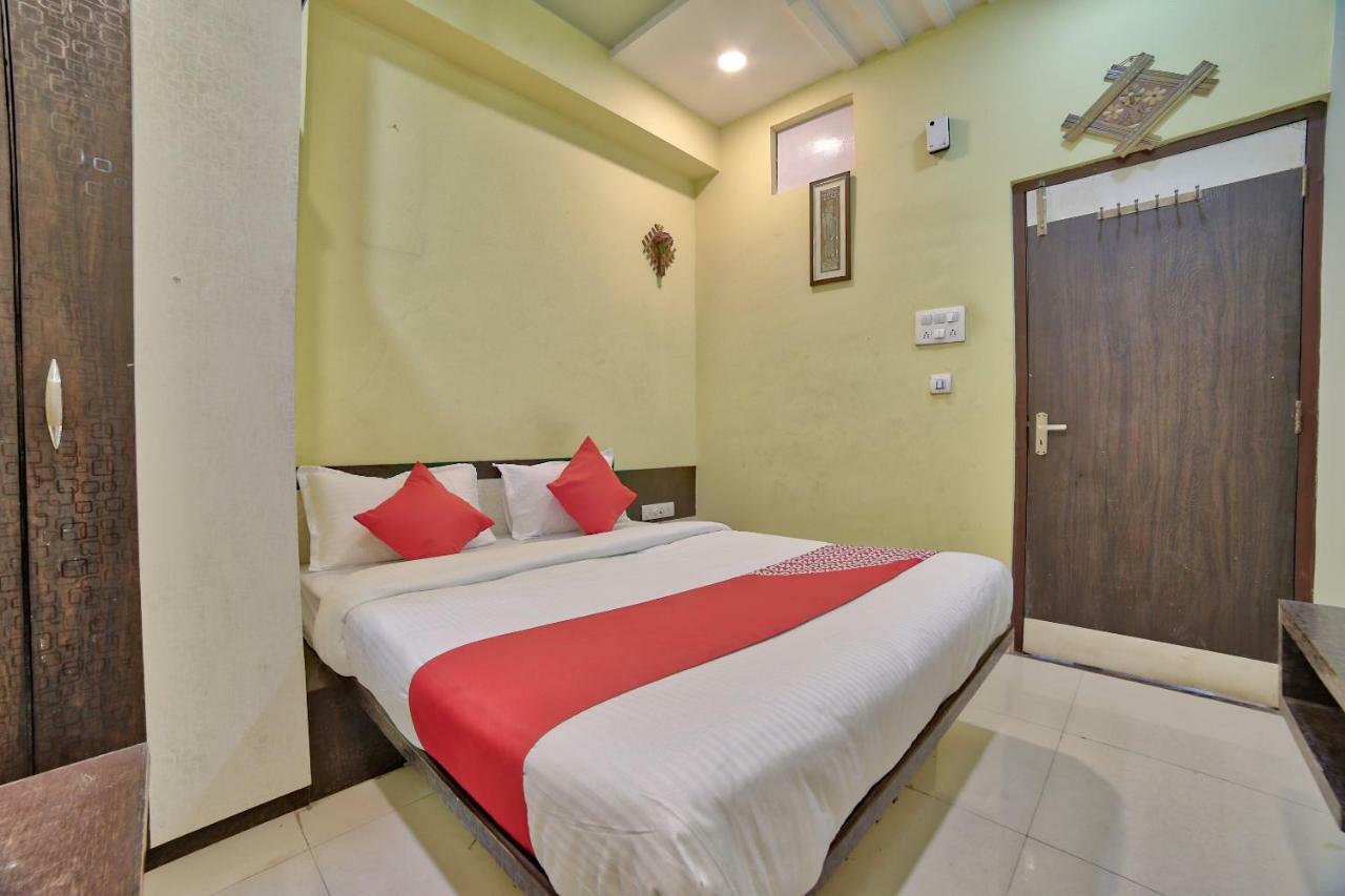 Oyo 35538 Hotel Risha Chandrapur Екстериор снимка
