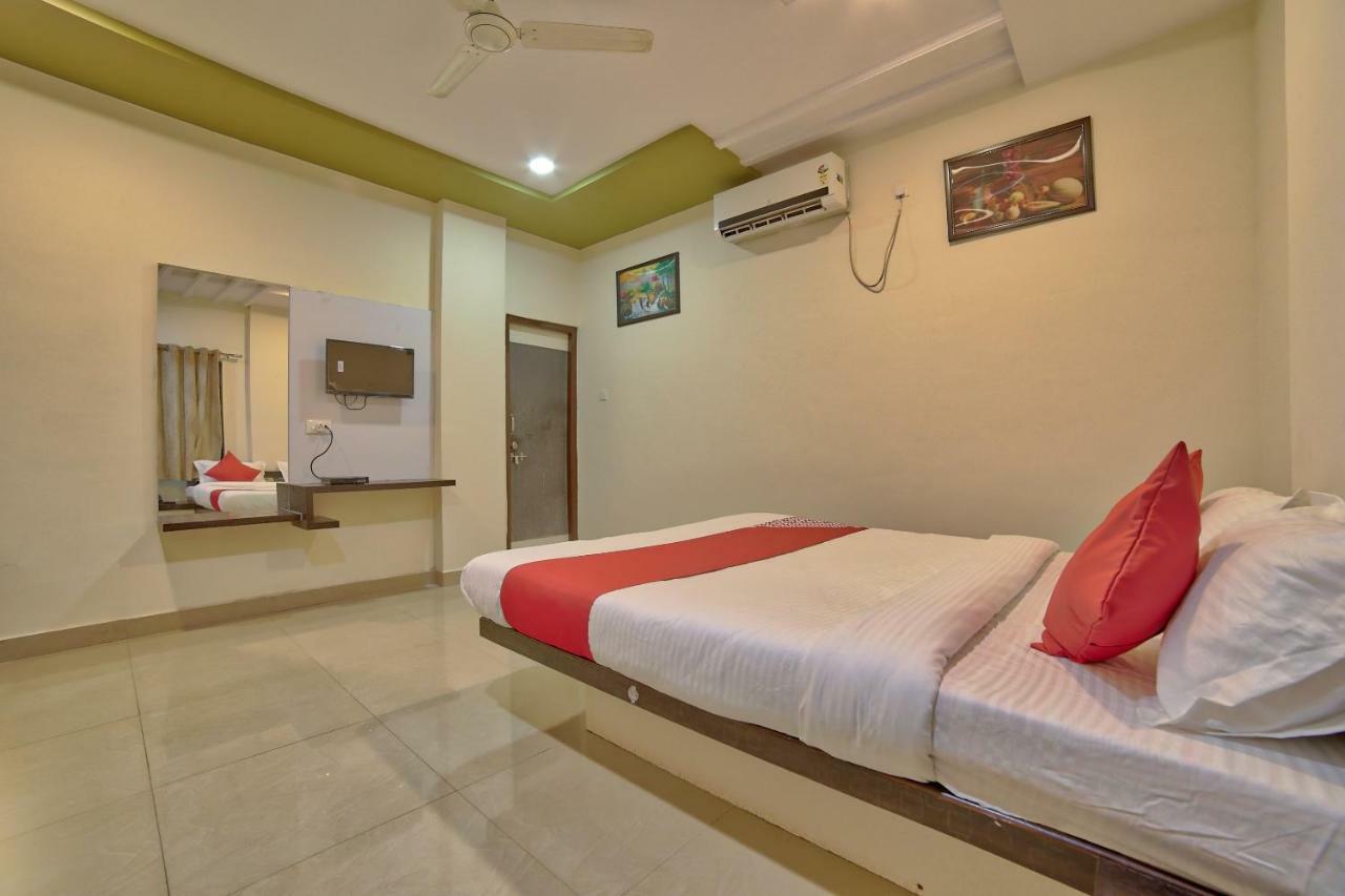 Oyo 35538 Hotel Risha Chandrapur Екстериор снимка