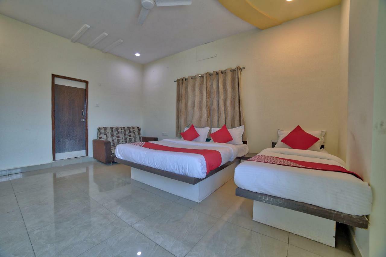 Oyo 35538 Hotel Risha Chandrapur Екстериор снимка